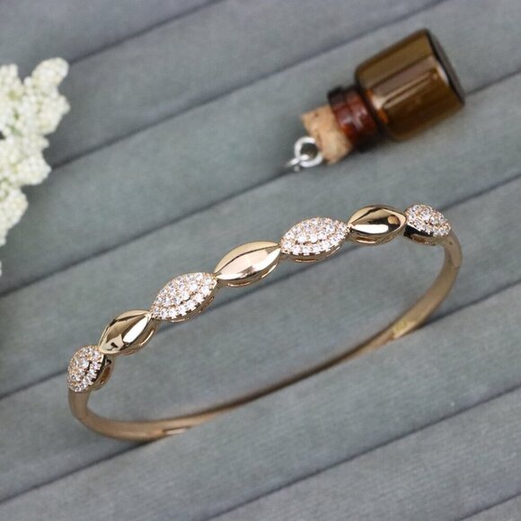 Rose Gold Leaf Pattern CZ Bangle – 2.24 Inch Elegant Bracelet Design, XPBL0535 - Picture 1 of 12
